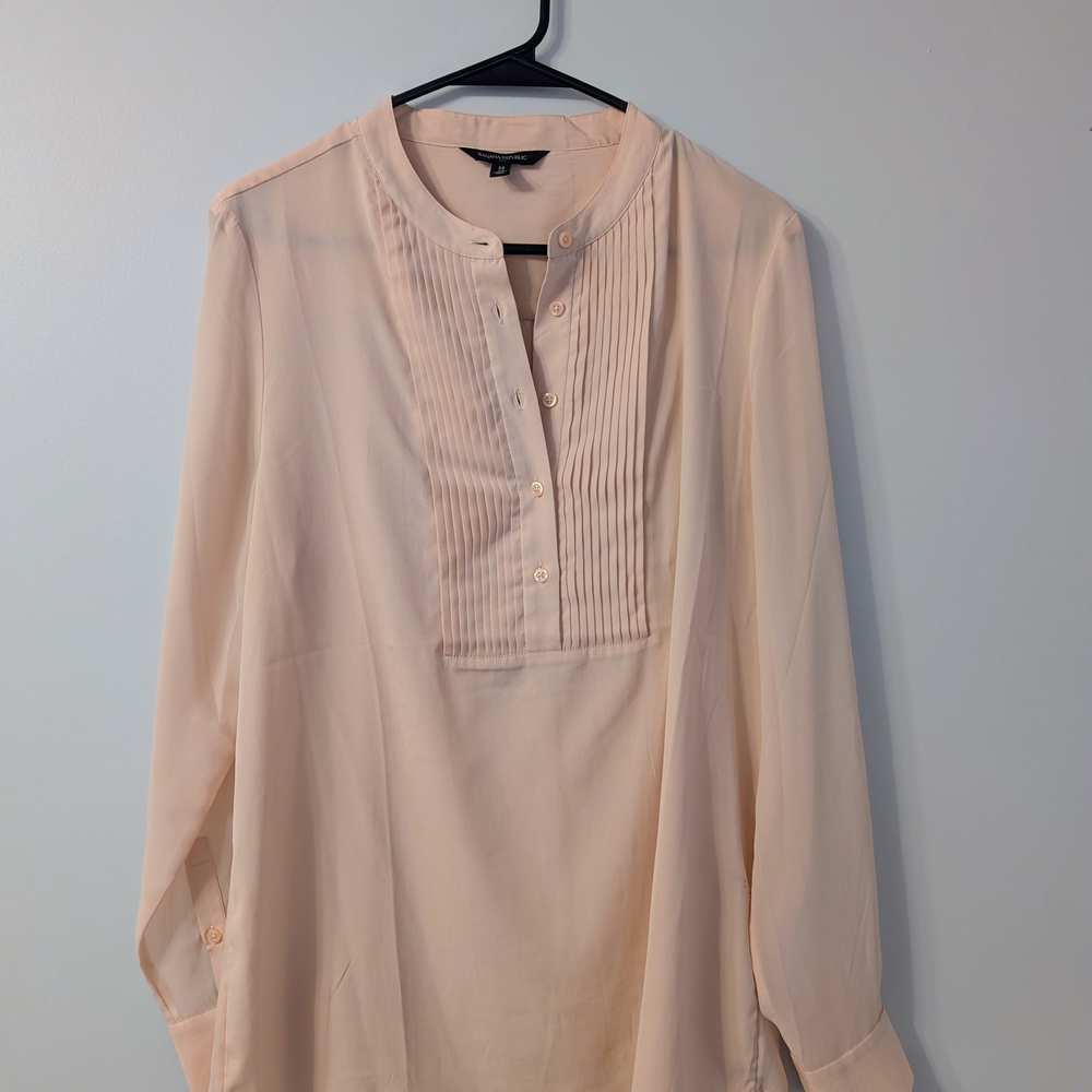 Banana Republic Soft Cream Blouse